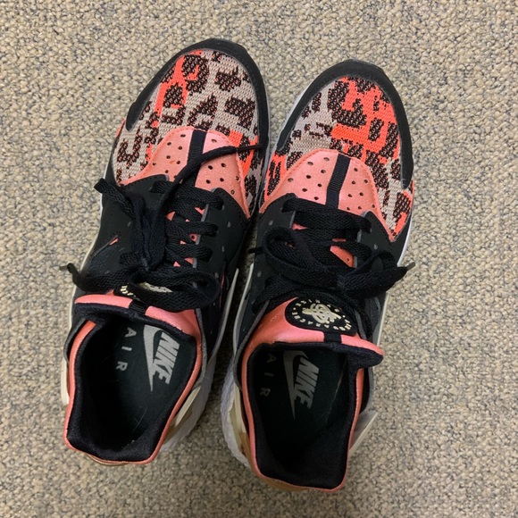 Nike Air Huarache Run PA ‘Hot Lava’ - Picture 1 of 6